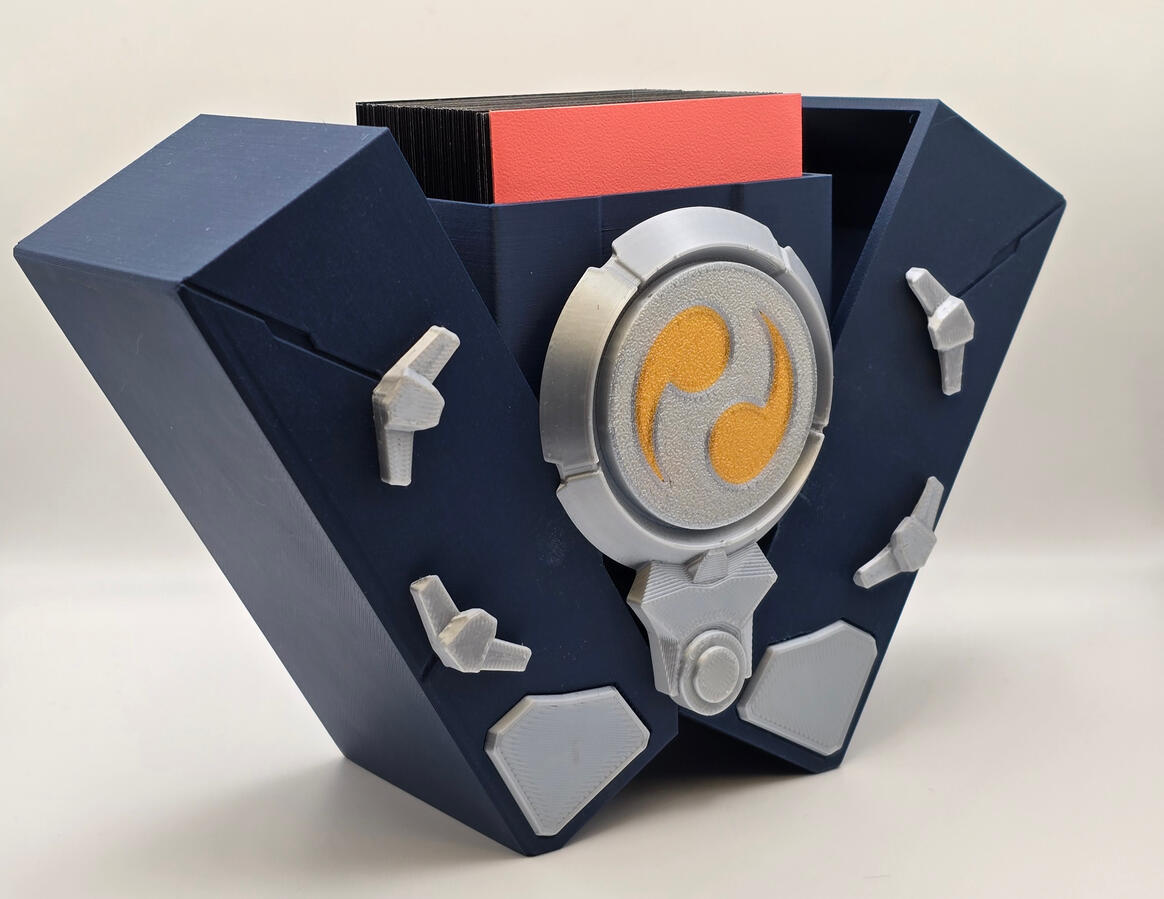 3D Printed "D Storage" Deck Box (Open with standard single sleeve cards inside) 3D Printed "D Storage" Deck Box (Open with standard single sleeve cards inside)